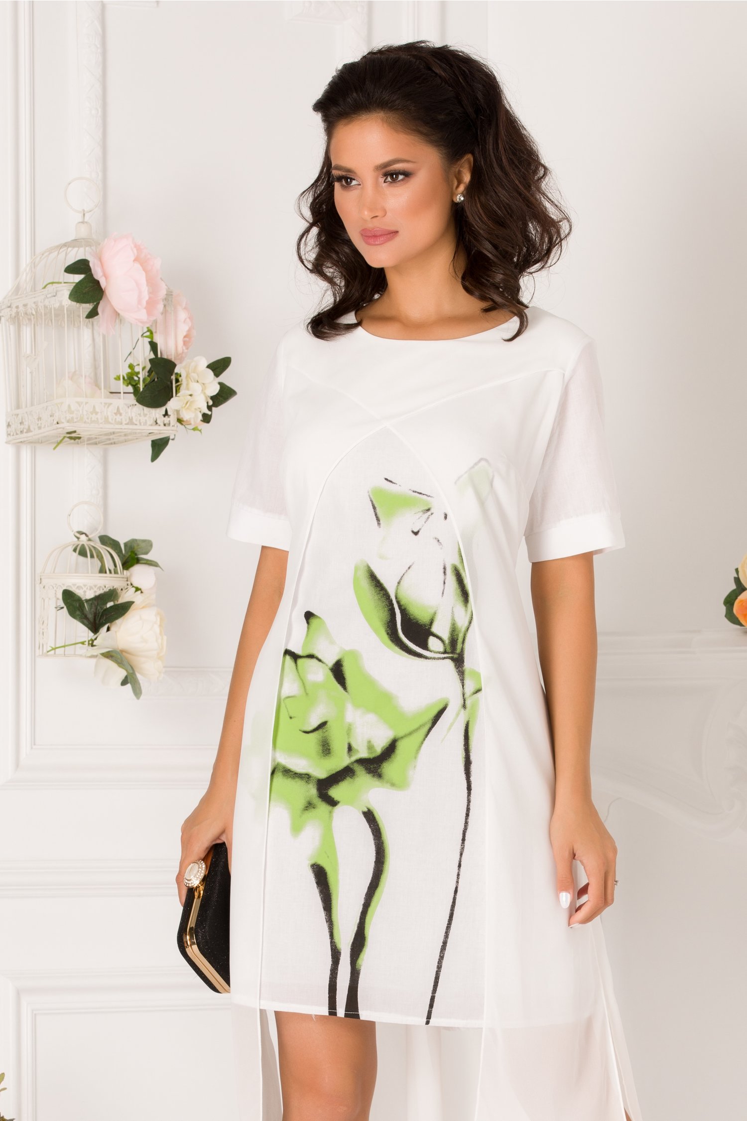 Rochie Alexia alba cu imprimeu floral verde si voal