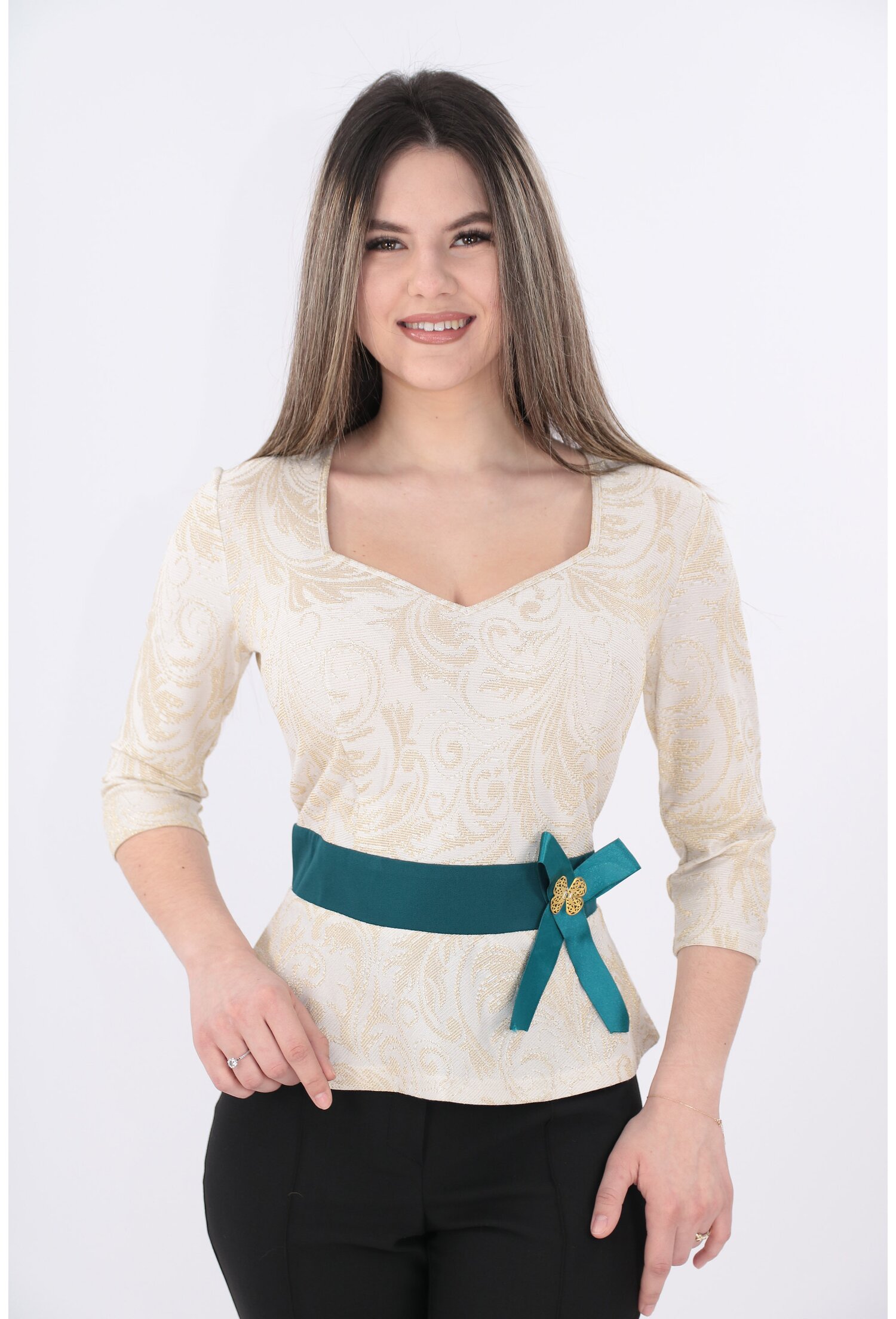 Bluza bej din brocard cu cordon turcoaz
