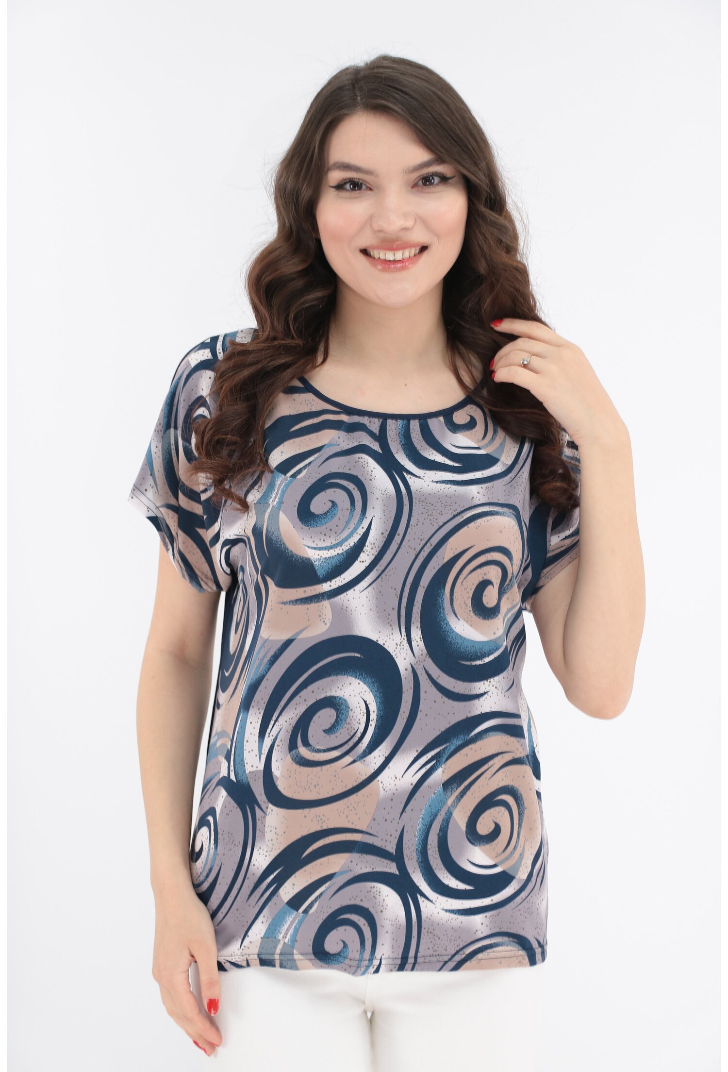 Bluza lejera bleumarin cu print abstract bej