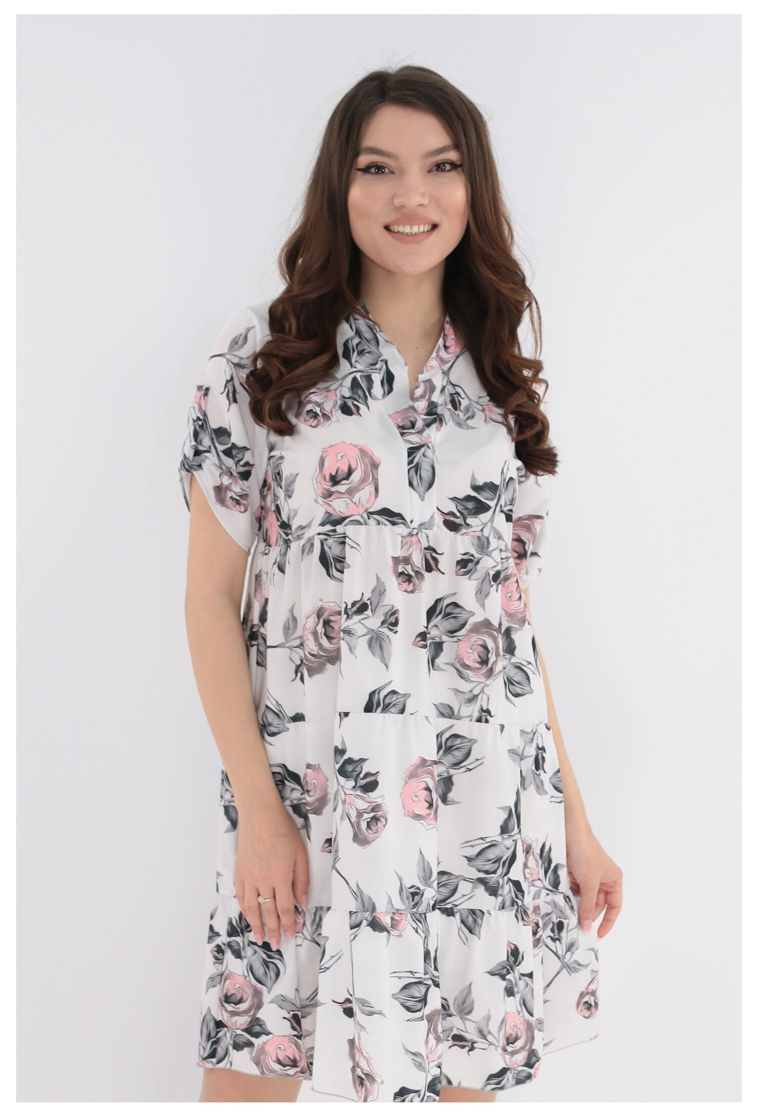 Rochie alba cu print floral maxi si volane