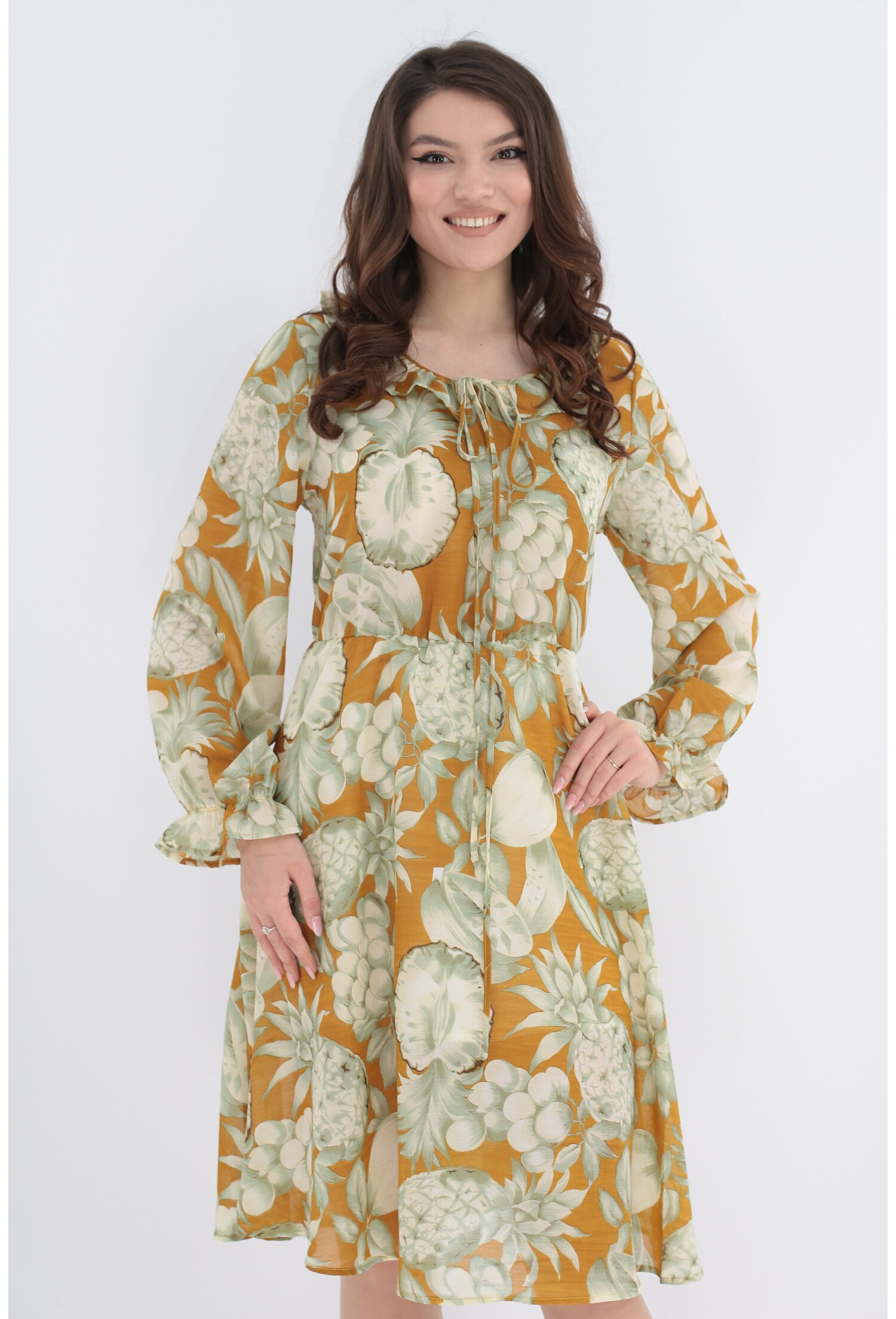 Rochie lejera din voal camel cu imprimeu floral